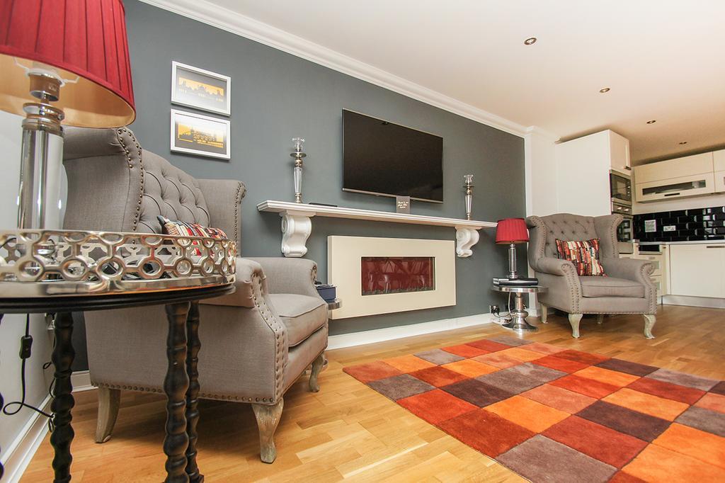 ברייטון Avalon Balcony Apartment מראה חיצוני תמונה